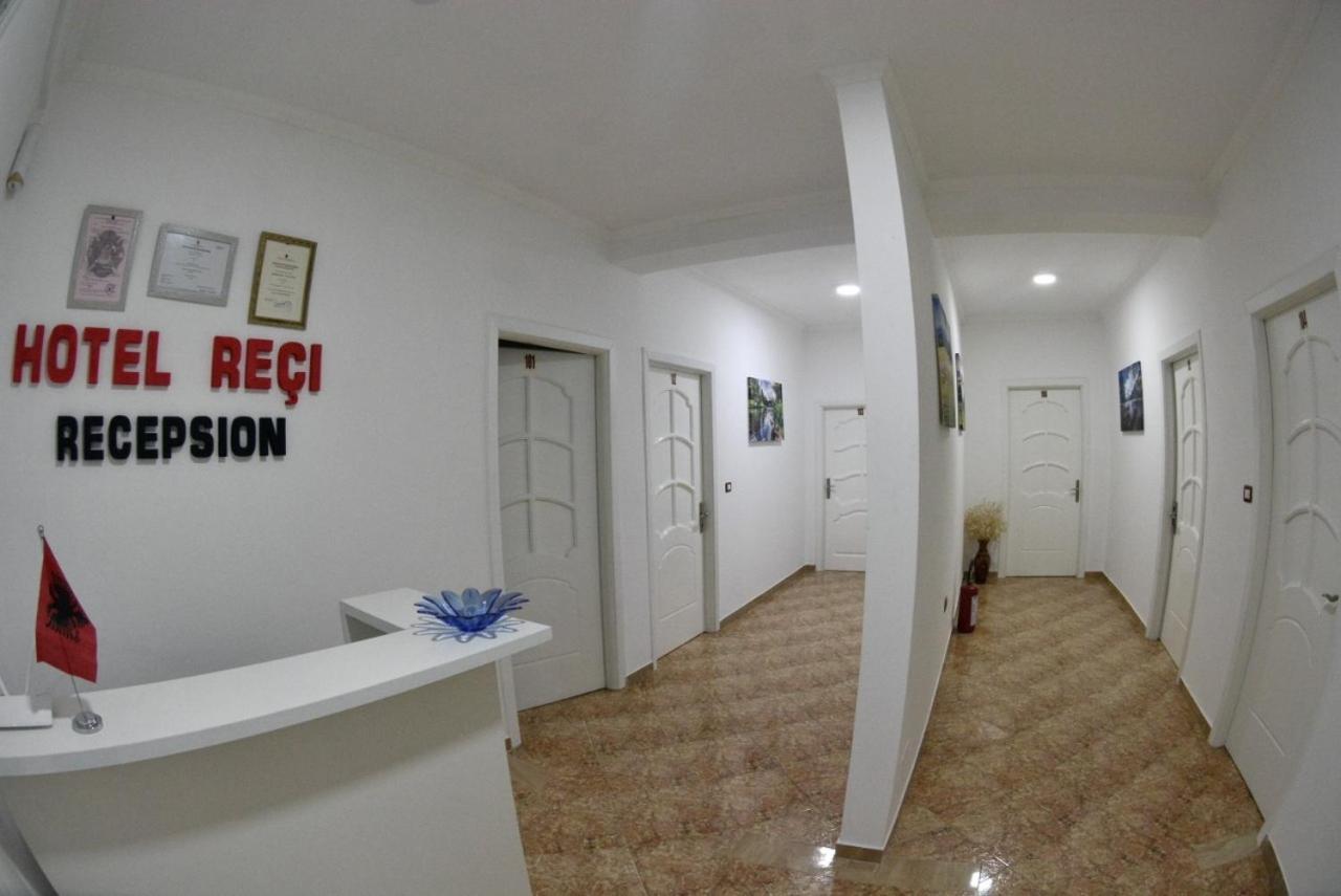 Hotel Reci Peshkopi Екстер'єр фото